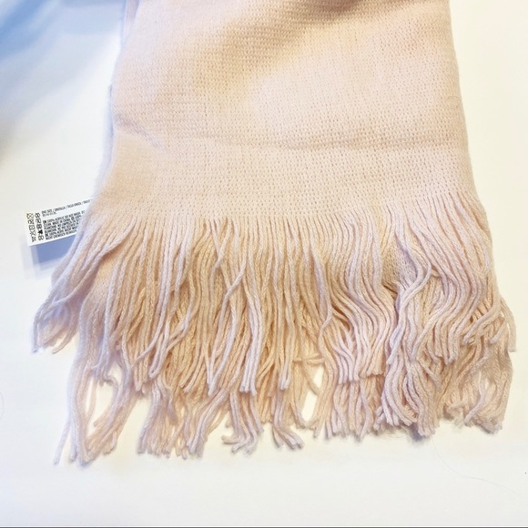 Blanket Scarf Pink - Picture 1 of 7